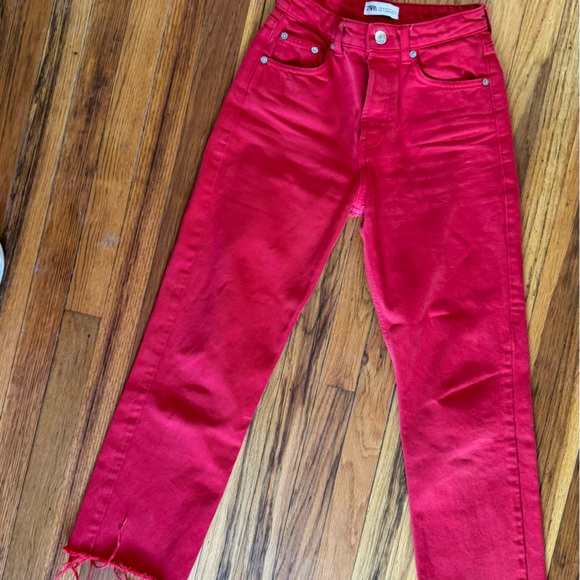 Zara red straight jeans - Picture 3 of 4